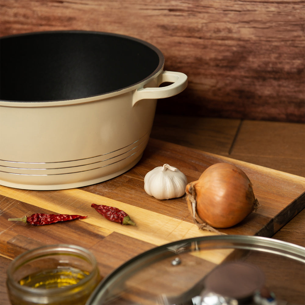 Durane Die Cast Stock Pot Set of 5 Cream 9318 (Big Parcel Rate)