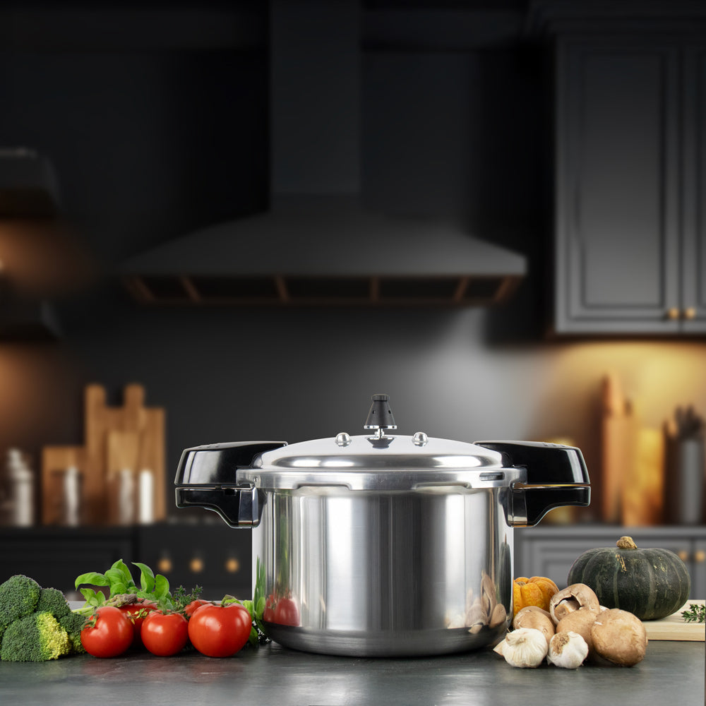 SQ Professional Aluminium Pressure Cooker 12 Litre 3053 (Big Parcel Rate)