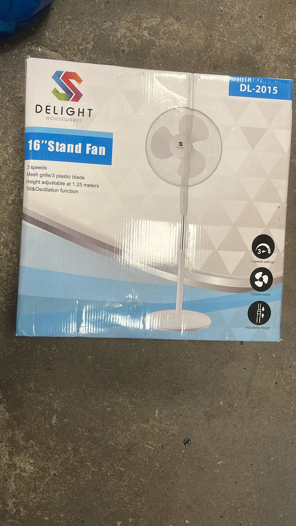 16" Stand Fan 3 speeds Mesh Grill/3 Plastic Blade Height Adjusttable at 1.25 Meters DL2015/F16.50