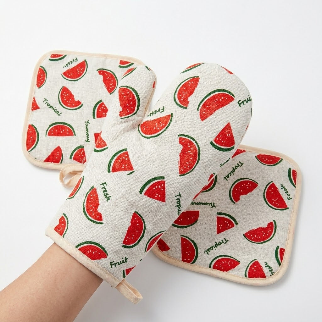 Insulated Glove 2-Piece Set Assorted Colours 28x18x3cm 85g SKU 8146